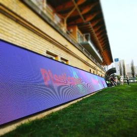 SMD P10 스포츠 경기장 주변 LED 디스플레이 상업 광고 게시판