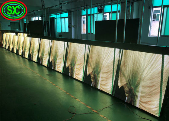 10mm 또는 그 이상의 높은 갱신 속도 귀신 없는 3840hz 광고 LED 게시판 야외 풀 컬러 LED 화면