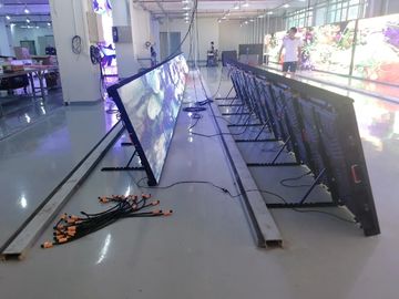 고정된 풀 컬러 P5 야외 방수 LED 렌터 사이니지 192mm * 192mm 모듈 3년 보증
