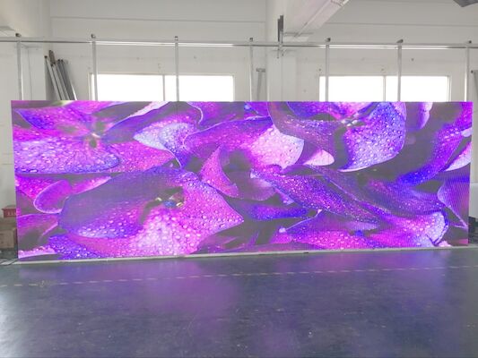 컨퍼런스 고해상도 실내 LED 비디오 디스플레이 HD P2.5 1R1G1B 실내 풀 컬러 LED 디스플레이