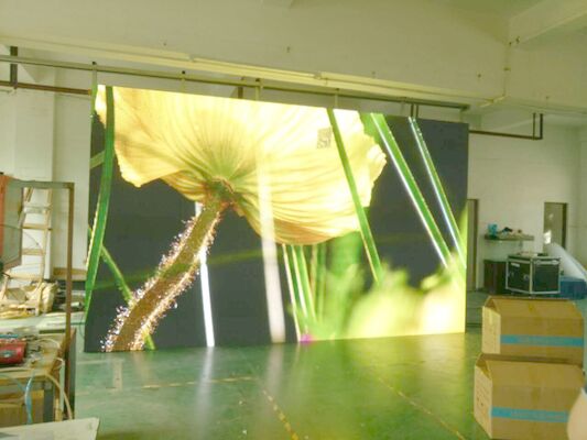 높은 해소 단계 P3.91 3840HZ 500X500MM 상자  배경 LED 디스플레이 큰 화면 넓은 시야 각