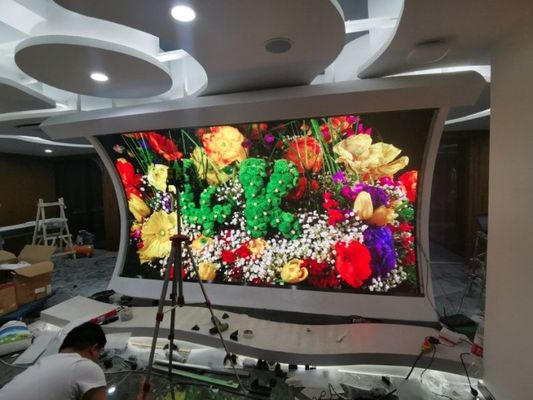 좋은 가격 P2.5 알루미늄 국무 무대  풀 컬러 LED 화면 고해상도 LED 비디오   640x640mm 내각,  밝기 1200 시디 온라인으로