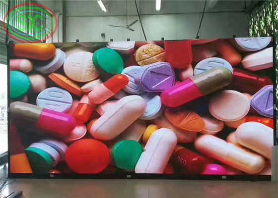 디지털 광고판 및 정보 시스템에 적합한 고해상도 및 밝기를 갖춘 실내 풀 컬러 LED 디스플레이
