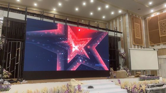 고해상도 실내 풀 컬러 LED 디스플레이 화면 P4 SMD 모듈
