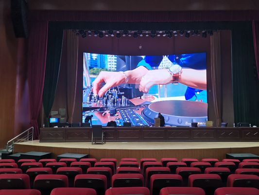 고화질 실내 풀 컬러 LED 디스플레이 P4 얇고 가벼운 디자인으로 스테이지