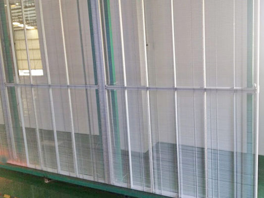 실내외 투명 LED 스크린 P3.91-7.82mm 3000CD 밝기