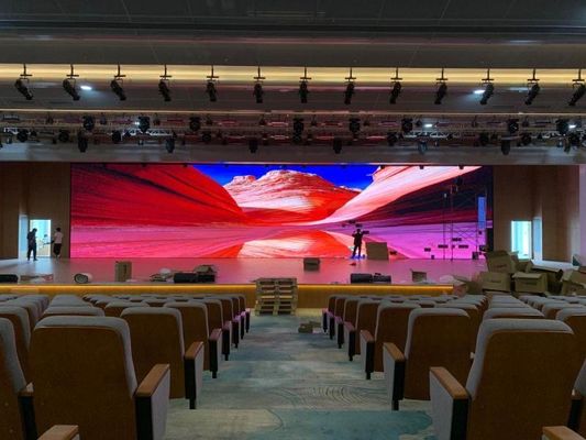 다이 캐스트 알루미늄 소프트 모듈 유연한 대형 야외 LED 디스플레이 P4.81 1/13 스캔 모드
