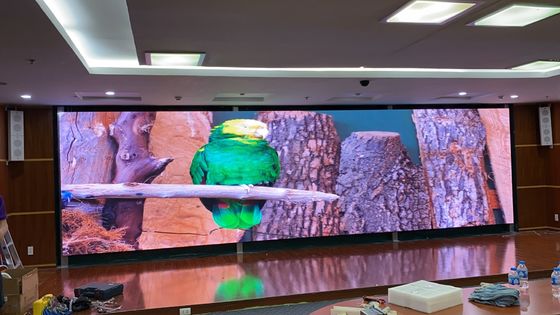다이 캐스트 알루미늄 소프트 모듈 유연한 대형 야외 LED 디스플레이 P4.81 1/13 스캔 모드