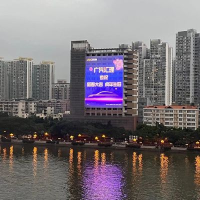좋은 가격 주도하는 포스터 글래스 디스플레이, 1m / 1m cabinet,7500brightnVideo를 광고하는 투명한 주도하는 패널 스크린 야외 P3.91 P7.82 온라인으로