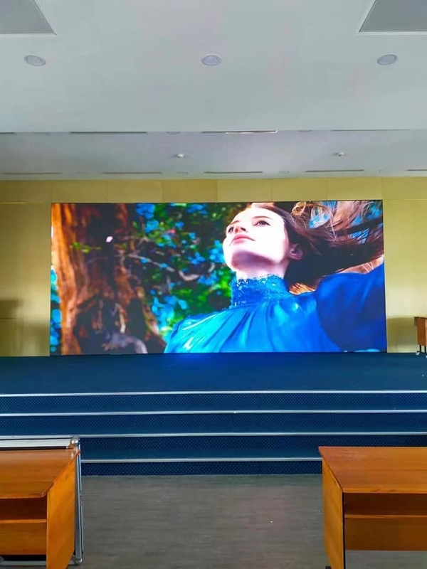 스튜디오 매장 공항을 위한 P3 HD 풀 컬러 고정된 실내 LED 디스플레이 큰 화면