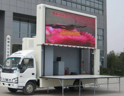 모바일 및 자동차 P6 LED 화면 장착 비디오 디스플레이 IP65 1920Hz 해상도 실내 풀 컬러 LED 디스플레이