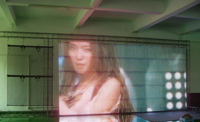 IP65 P20 커튼 LED 디스플레이 최대 전력 240W/sqm, 픽셀 해상도 2500 점 pctv 카드