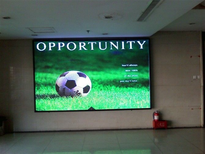 P5 SMD LED 디스플레이 패널 5mm 픽셀 1920Hz 재생률