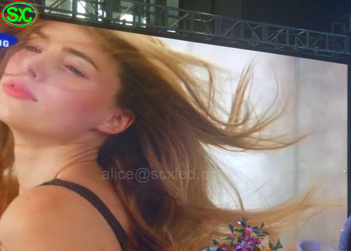 110V 사건은 LED 스크린 풀 컬러, SMD2121 p5 실내 지도한 영상 벽 에너지 절약을 상연합니다