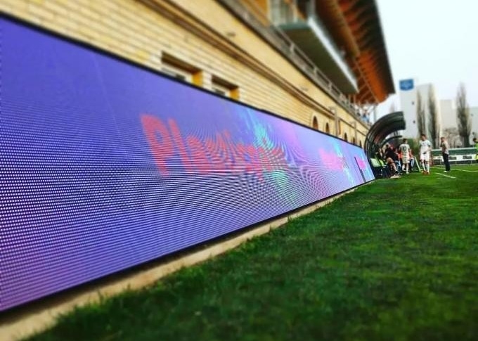 64x32 점 행렬 LED 임대 경기장/쇼핑센터 P4 높은 갱신 속도