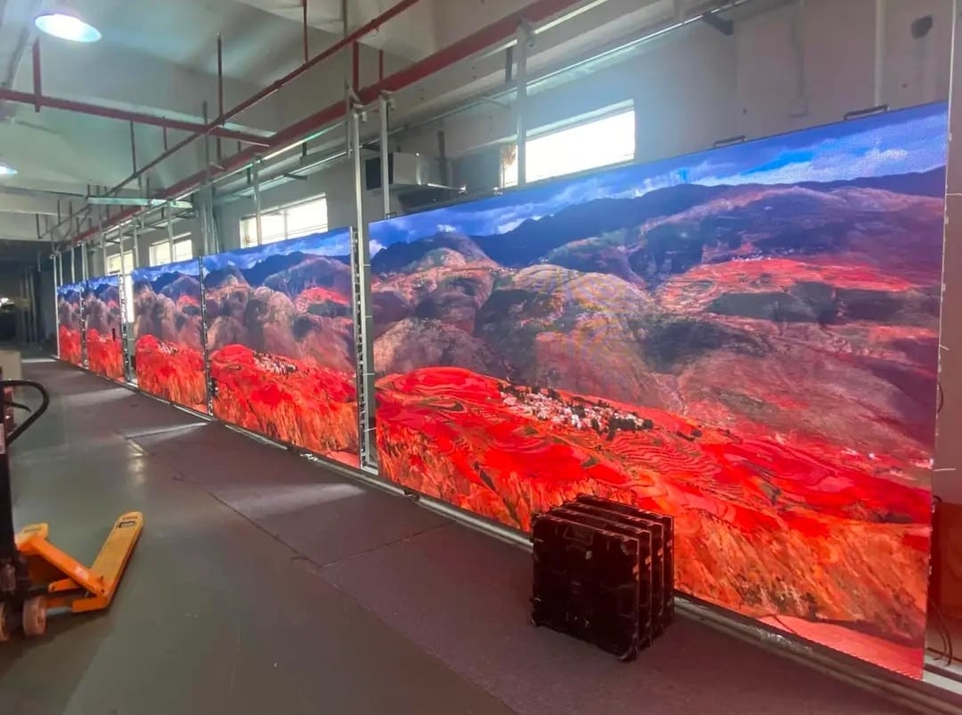스타디움 스크린 다이 캐스팅 알루미늄 고 밝기 P16 640*640mm 외관 방수 풀 컬러 LED 디스플레이