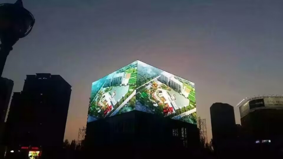 TV 방송 신호에 대한 안정적인 성능으로 고 해상도 야외 p10 풀 컬러 LED 디스플레이 10mm 픽셀 피치 7000 cd/m2 밝기 16.700만색 IP65/IP54 보호 800W/m2 최대 전력