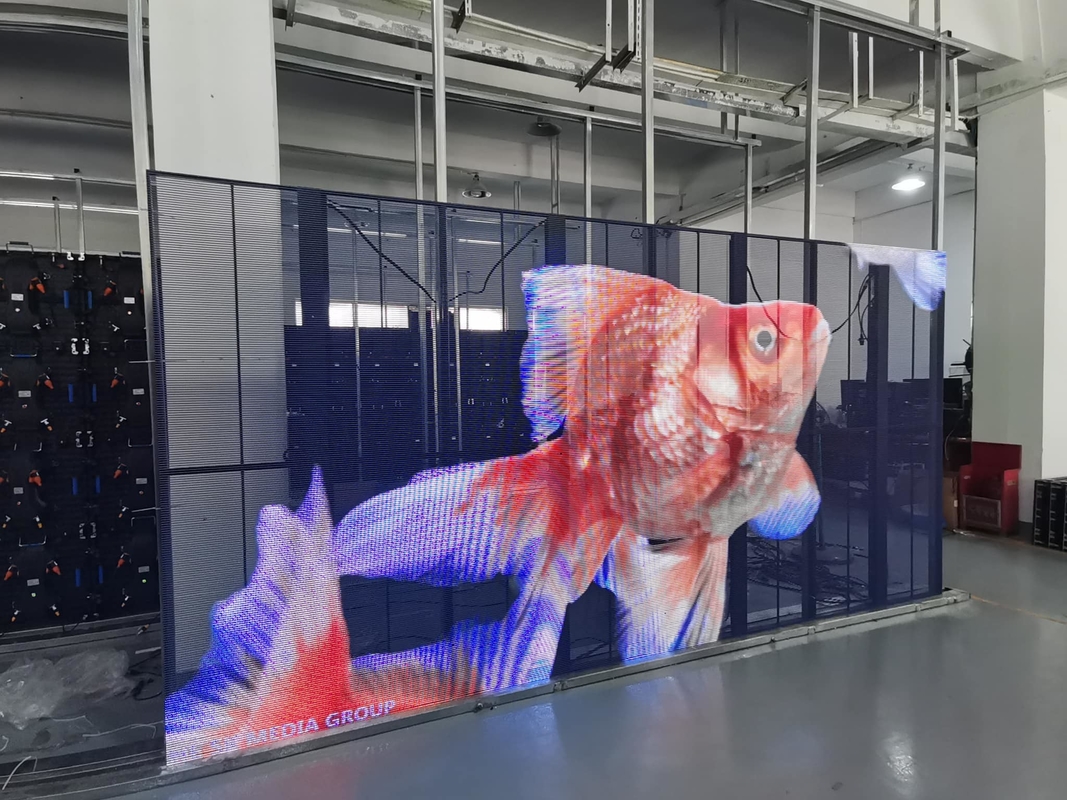 LED 투명 화면 평균 고장 없이 1000시간 캐비닛 무게 6.2kg 투명 LED 화면