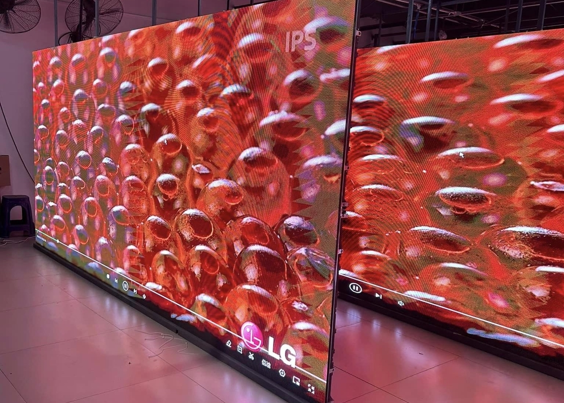 렌터 P3 RGB 야외 방수 LED 광고 화면 DC5V 경기장 및 쇼핑 센터
