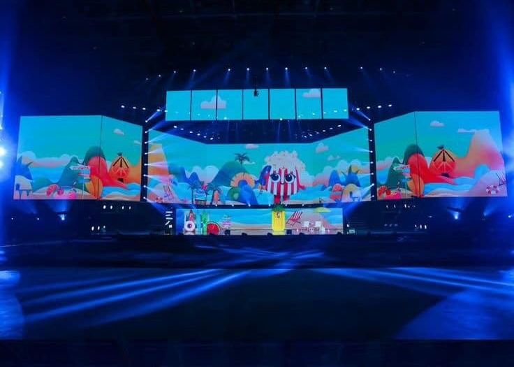 1R1G1B 실내 160000 픽셀/제곱미터 P2.5 LED 디지털 스크린 LED 전광판