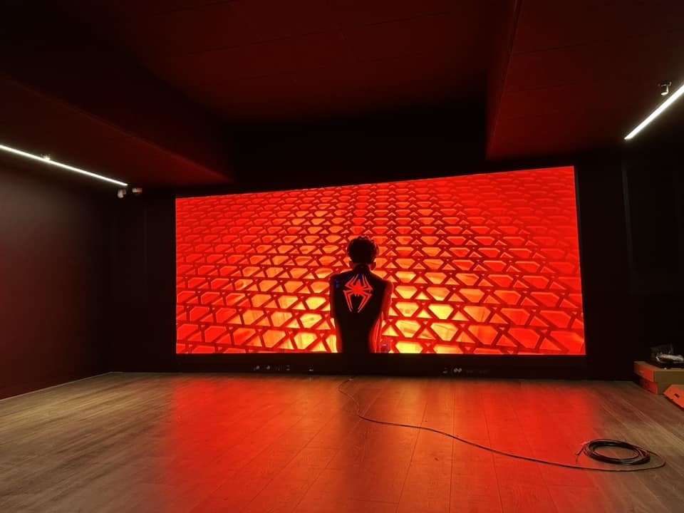 120°/60° 뷰 앵글 고객 요구에 맞게 LED 옥외 광고 디스플레이