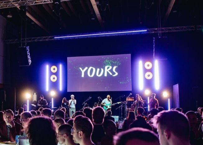 실내 광고 LED 화면 P1.667 200*150mm 모듈 NOVA 시스템