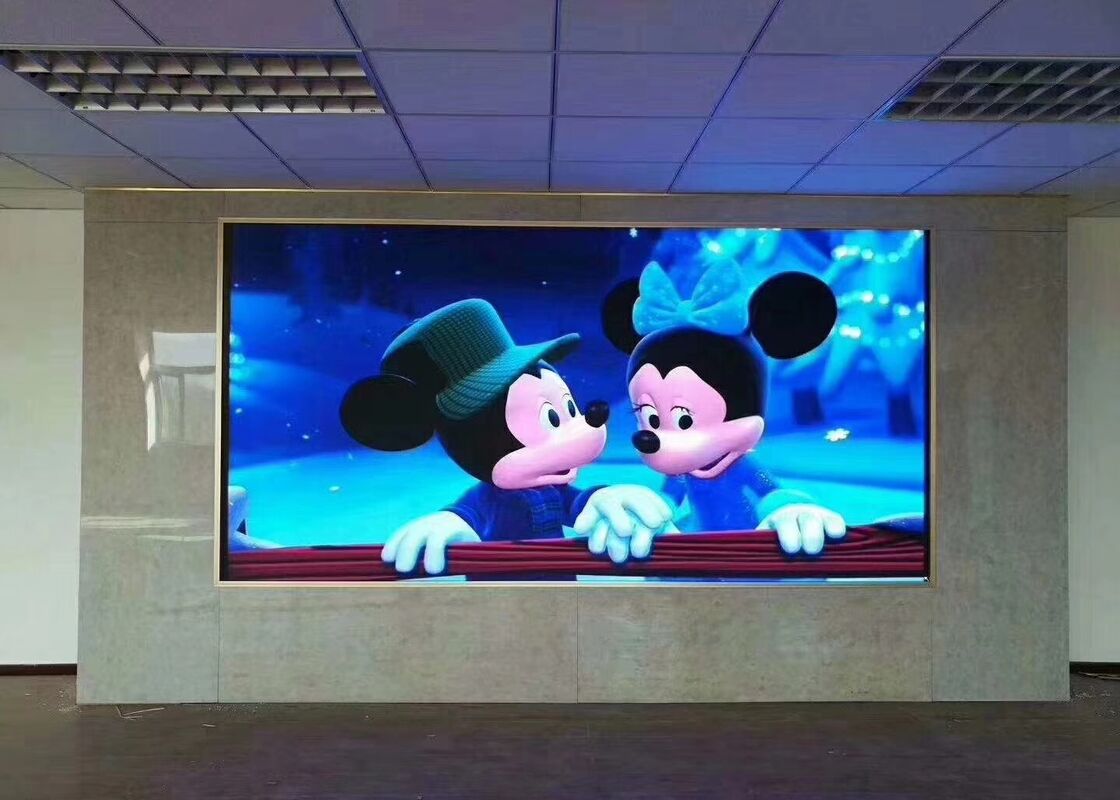 LED 램프 P3.91 LED 디스플레이 실내 / 외부 벽에 장착 된 LED 화면 3840hz 갱신 속도