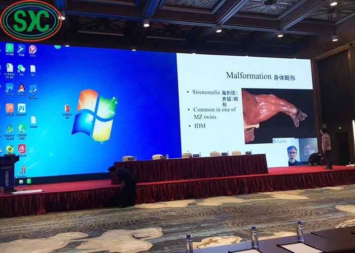 62500 점/평방미터 야외 전색 LED 다이 캐스트 알루미늄 스크린 IP65 방수