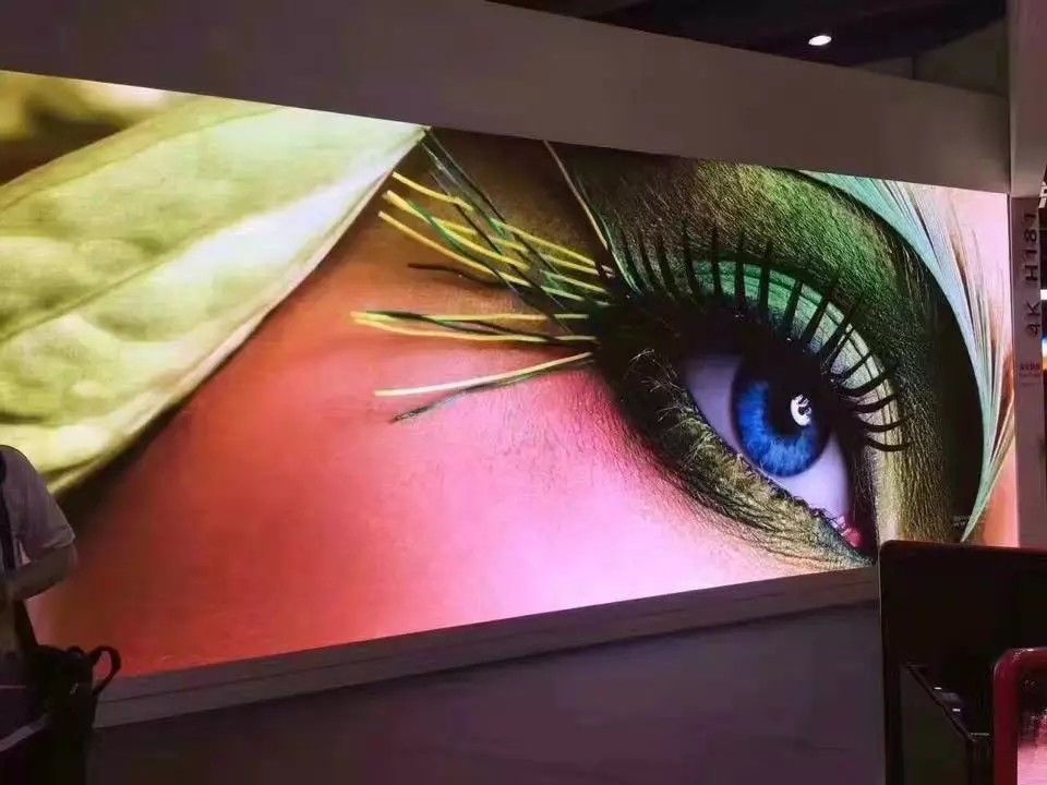 실내 고해상도 풀 컬러 SMD LED 스크린 P3 다이 캐스트 알루미늄 차시