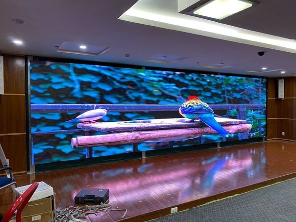 P2 풀 컬러 실내 풀 컬러 다이 캐스트 알루미늄 차시 렌터 LED 모니터