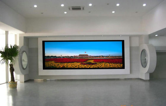 좋은 가격 SMD P4 1R1G1B 풀 컬러 LED 외벽, 62500/m ² 실내 임명 온라인으로