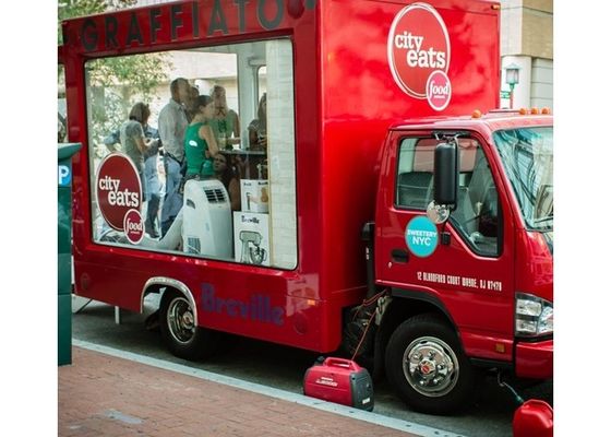 이끌린 HD P3 옥외 광고 모바일 트럭은 방수 디지털 광고판을 드러냅니다