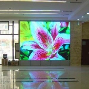 좋은 가격 알루미늄 LED 디스플레이 화면 256*128mm 모듈 실내 풀 컬러 최적 시각 거리가 6m-30m 온라인으로