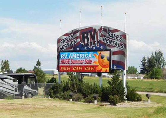 P5 옥외 풀 컬러 LED 전광판 5mm 픽셀 피치 IP65 방수