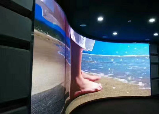 좋은 가격 P6 커브 LED 디스플레이 LED 스크롤 디스플레이 패널 에너지 절약 온라인으로