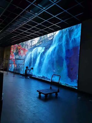 P6 야외 전체 컬러 SMD LED 다이 캐스트 알루미늄 스크린 1R1G1B 8000 니트