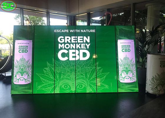 680x2000mm 상업용 LED 디스플레이 화면 최첨단 1R1G1B 색상 구성