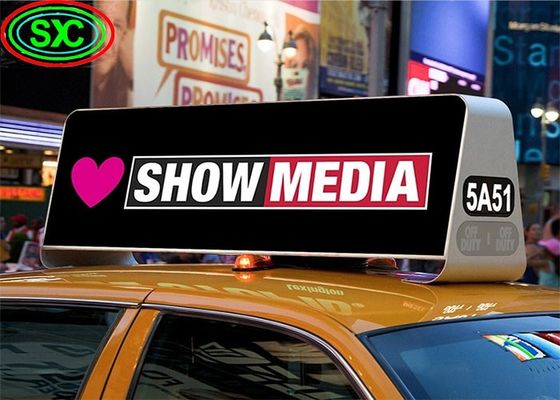 CE/ROHS/FCC/ISO2001 표준 및 DC 5V 전압을 갖춘 비동기 제어 자동차 LED 신호 디스플레이