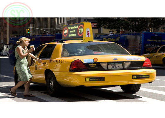 1R1G1B 구성 자동차 LED 신호 표시 96*32 Cm 크기 192*64점 화면 해상도 LED 화면