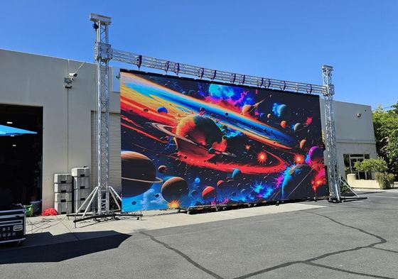 900w/m2-600w/m2 전력 소모 RGB LED 디스플레이 140/60 볼 각