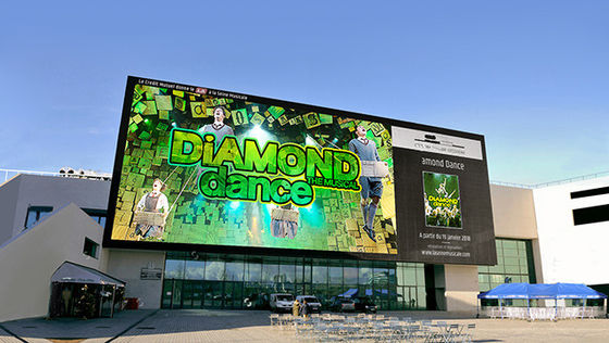 P6 후면 서비스 유지보수 방법과 ≥7500cd/m2 백색 균형 밝기와 고정 LED 디스플레이