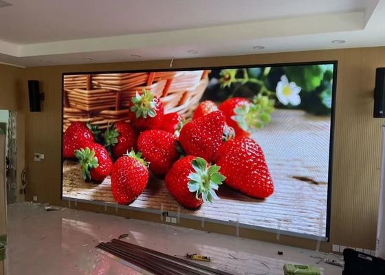 좋은 가격 다이 캐스트 알루미늄 실내 풀 컬러 LED 디스플레이 1m-10m의 최고 관점 100 000 시간 수명 온라인으로