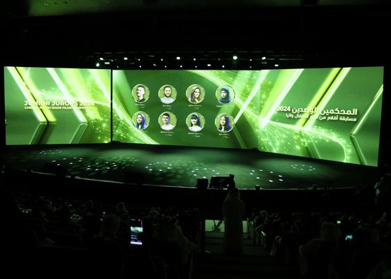 1pcs 모듈 Qty 및 2.604mm 픽셀 피치 스테이지 LED 화면 결혼식 이벤트 보장