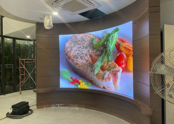좋은 가격 Soft Module Curved Screen Waterproof HD Customizable Rental Screen P4 Indoor Full Color LED Display Billboard 온라인으로