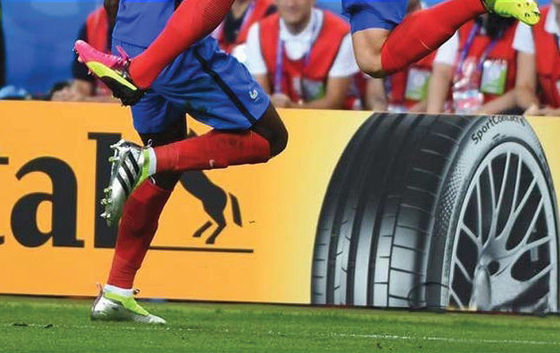 뛰어난 성능을 위한 언매치드 SMD2727 픽셀 패키지 냉간 압연 강철 및 5000:1 명암비 스타디움 LED 디스플레이