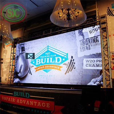 고밀도 112896 점/m2 실내 풀 컬러 LED 디스플레이, 주사형 알루미늄 소재와 250*250mm 모듈 크기