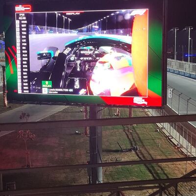 P10 야외 LED 패널, 6000 니트 밝기와 3840hz 갱신 속도와 960X960MM 캐비닛