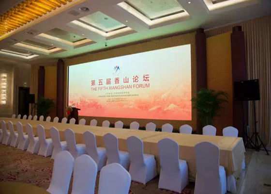 디지털 사이니지 야외 전체 컬러 LED 다이 캐스트 알루미늄 스크린 SMD2121 62500 점 / Sqm