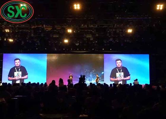 P3 실내 LED 비디오 디스플레이 패널 2500nits 밝기와 에어플러그 연결 디자인