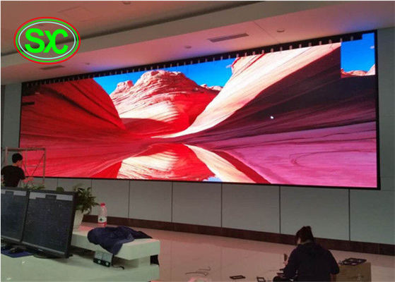 좋은 가격 HD 실내 P2.5mm SMD LED 디스플레이 화면 LED 비디오 월 패널 (160000도트/sqm) 온라인으로